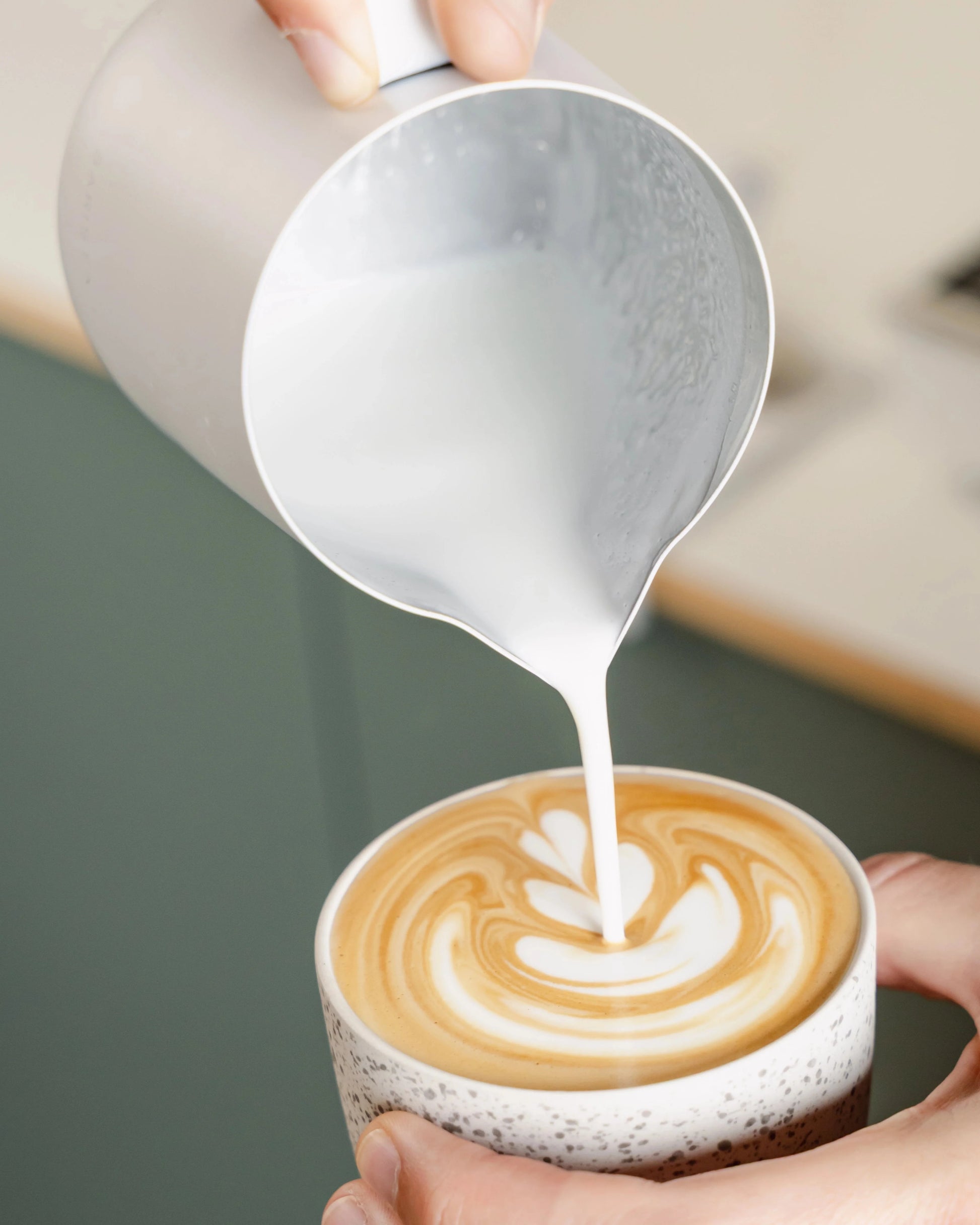 Milk frother jug - essentials